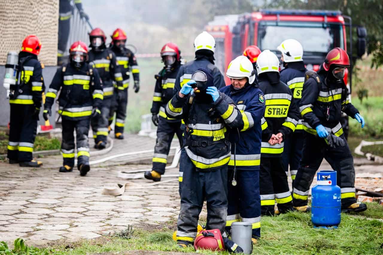 Pożar domu na Ostrogu. W akcji raciborscy strażacy [ZDJĘCIA, WIDEO]