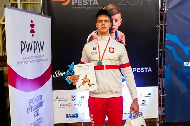 Karol Staniewicz mistrzem Polski w zapasach w stylu wolnym [FOTO]