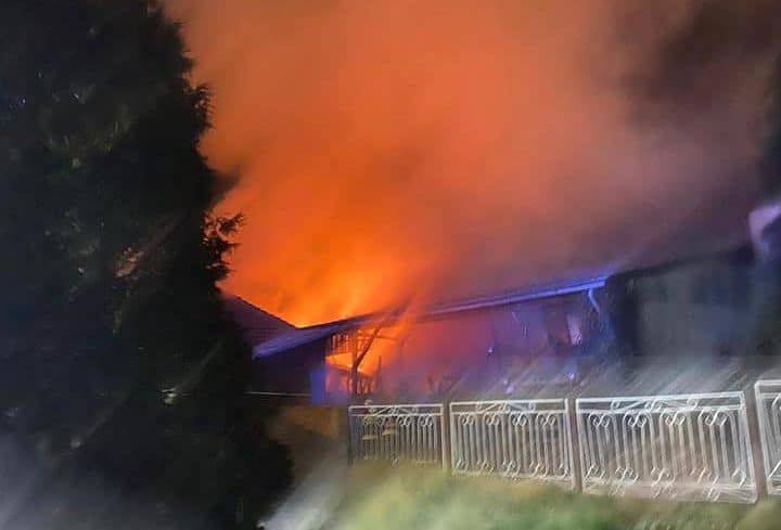 Nocny pożar w Krzanowicach. Walka z ogniem trwała kilka godzin [ZDJĘCIA]