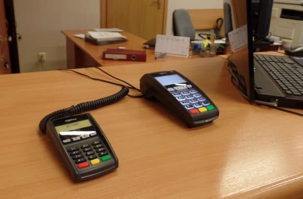 Wymiana terminali płatniczych w Wydziale Komunikacji i Transportu w Raciborzu
