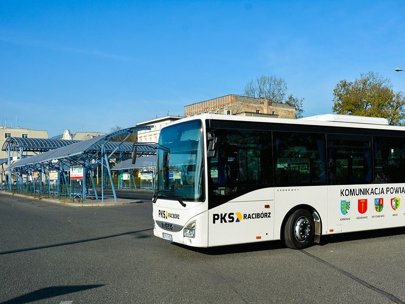 Komunikacja autobusowa na terenie powiatu raciborskiego w obliczu epidemii