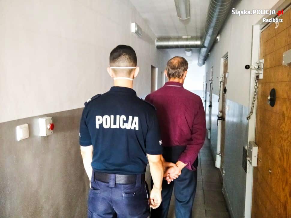 63-latek aresztowany za rozbój z użyciem noża i paralizatora
