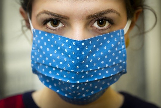 CBOS sprawdził, czy Polacy boją się zakażenia koronawirusem