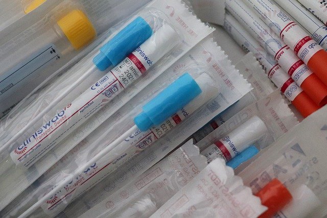 Nowy polski test na obecność koronawirusa może dać wynik po kilku minutach