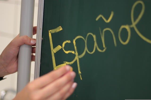 Fakty i mity dotyczące nauki języka hiszpańskiego