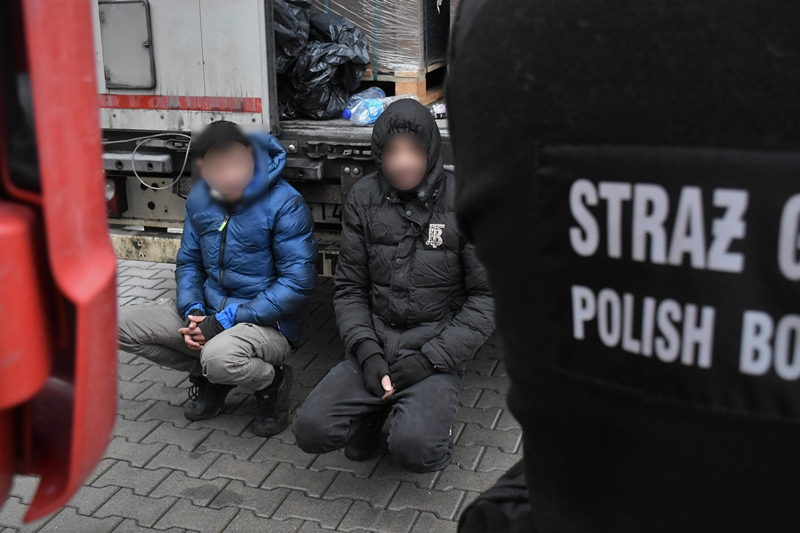 Śląscy pogranicznicy zatrzymali nielegalnych migrantów [WIDEO, FOTO]